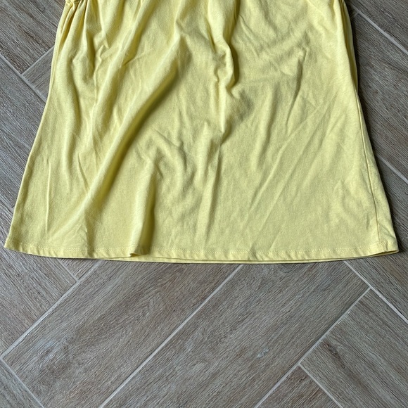 + LIZ & CO. + Yellow Tank Top - Picture 4 of 5